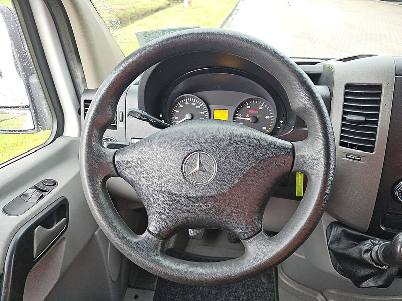 Small van Mercedes-Benz Sprinter 314 CDI: picture 11