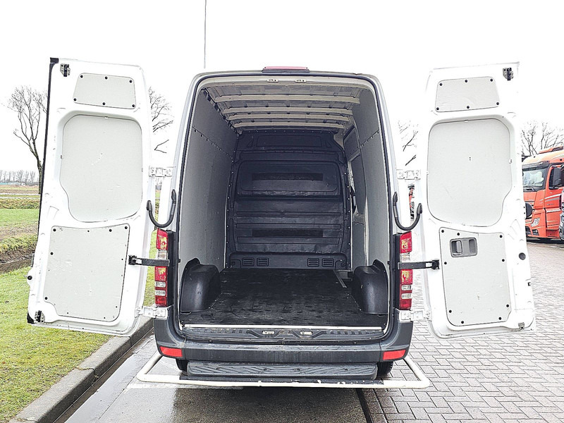 Small van Mercedes-Benz Sprinter 314 CDI: picture 13