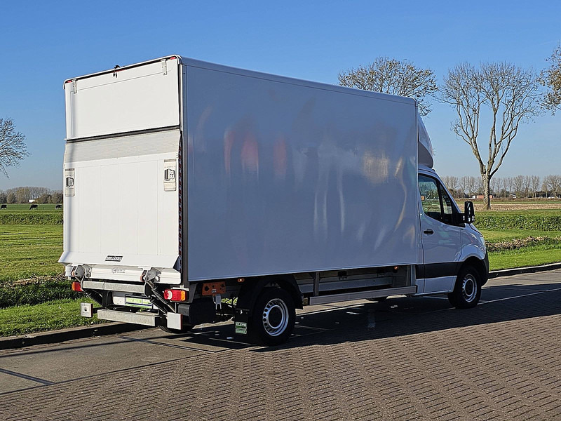 Mercedes-Benz Sprinter 315 Bakwagen Laadklep! - Closed box van: picture 3 Mercedes-Benz Sprinter 315 Bakwagen Laadklep! - Closed box van: picture 3