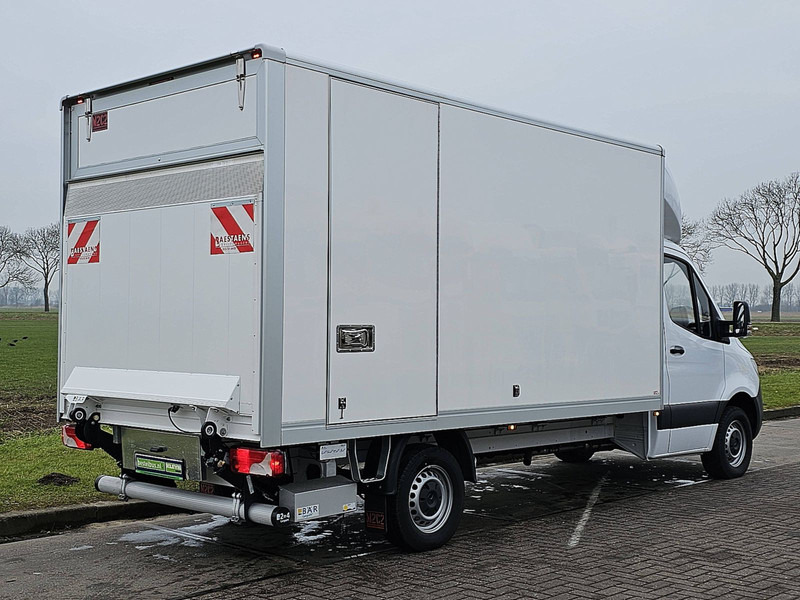 Mercedes-Benz Sprinter 315 Bakwagen Laadklep! - Closed box van: picture 3 Mercedes-Benz Sprinter 315 Bakwagen Laadklep! - Closed box van: picture 3