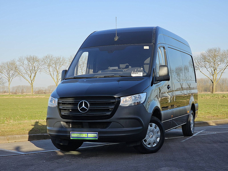 Mercedes-Benz Sprinter 315 L2H2 Mbux Euro6 AC! - Small van: picture 1 Mercedes-Benz Sprinter 315 L2H2 Mbux Euro6 AC! - Small van: picture 1