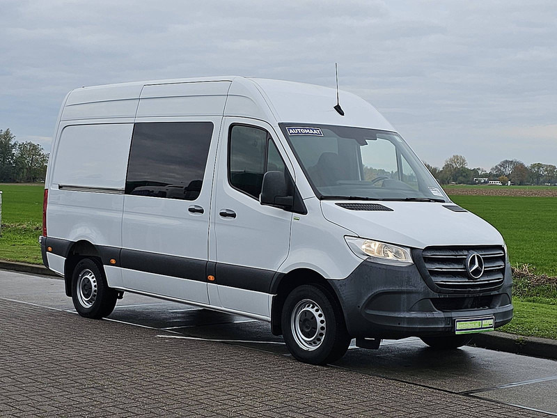 Mercedes-Benz Sprinter 319 L2H2 V6 Dub.- Cab. - Panel van: picture 5 Mercedes-Benz Sprinter 319 L2H2 V6 Dub.- Cab. - Panel van: picture 5