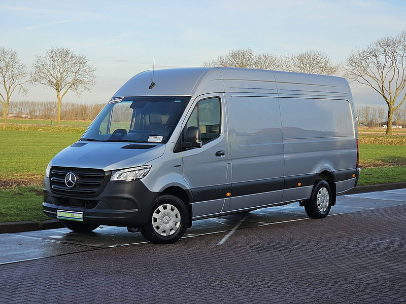 Mercedes-Benz eSprinter 320 L3H2 300KmWLTP - Panel van, Electric van: picture 2 Mercedes-Benz eSprinter 320 L3H2 300KmWLTP - Panel van, Electric van: picture 2