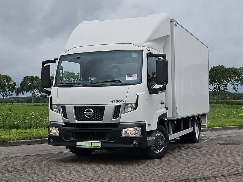 Nissan NT500 ac 3.0 EURO6 - Closed box van: picture 1 Nissan NT500 ac 3.0 EURO6 - Closed box van: picture 1