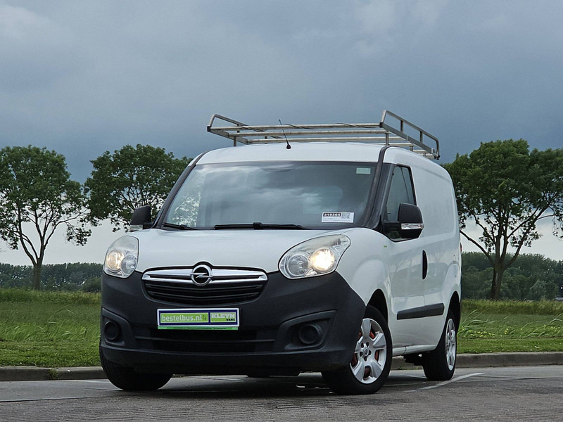 Opel Combo 1.3 - Small van: picture 1 Opel Combo 1.3 - Small van: picture 1