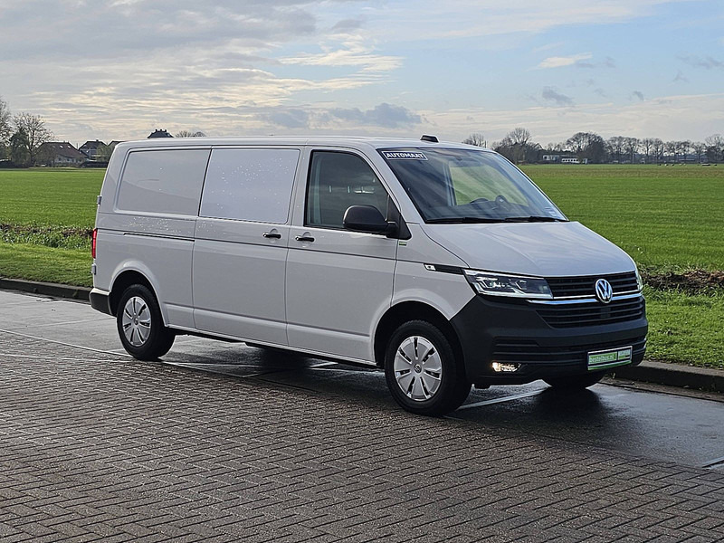 Volkswagen Transporter 2.0 TDI L2H1 LED Navi! - Small van: picture 5 Volkswagen Transporter 2.0 TDI L2H1 LED Navi! - Small van: picture 5