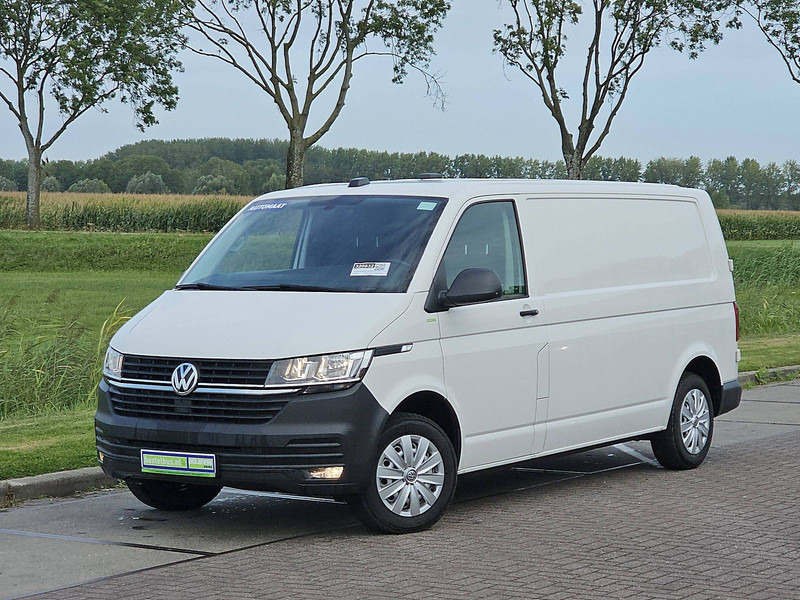 Volkswagen Transporter 2.0 TDI L2H1 Navi WP-Inricht - Panel van: picture 2 Volkswagen Transporter 2.0 TDI L2H1 Navi WP-Inricht - Panel van: picture 2