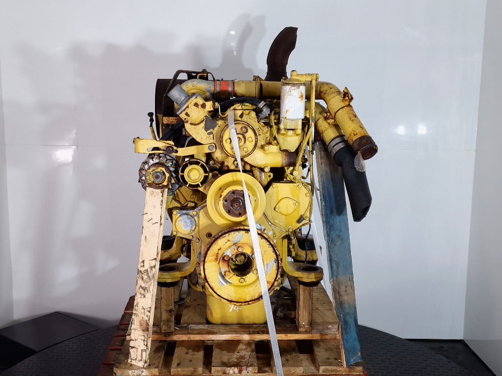 Komatsu SA6D95L-1 - Engine for Construction machinery: picture 5 Komatsu SA6D95L-1 - Engine for Construction machinery: picture 5