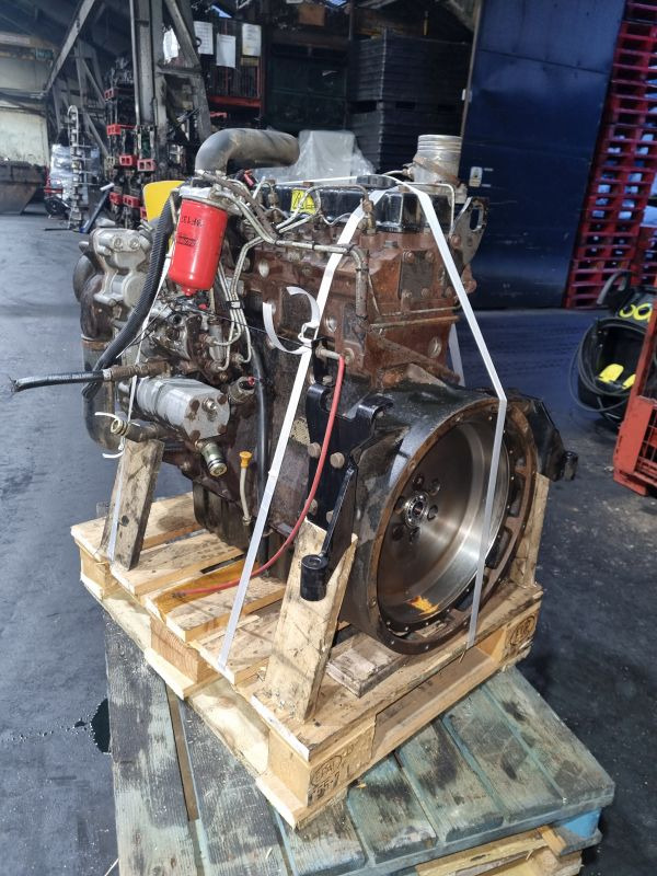 Engine for Construction machinery Perkins 1004.40 Engine (Plant): picture 9 Engine for Construction machinery Perkins 1004.40 Engine (Plant): picture 9