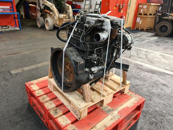 Perkins Perkins 1004 Non Turbo - Engine for Industrial equipment: picture 2 Perkins Perkins 1004 Non Turbo - Engine for Industrial equipment: picture 2