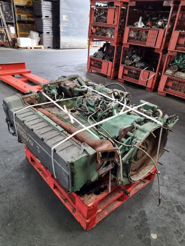 Engine Volvo  DH12D Engine: picture 9