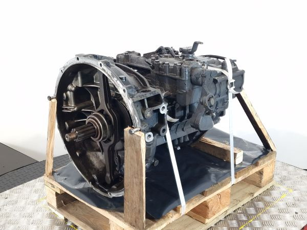 ZF 6S1000TO Volvo Spec Gearbox - Gearbox: picture 1 ZF 6S1000TO Volvo Spec Gearbox - Gearbox: picture 1