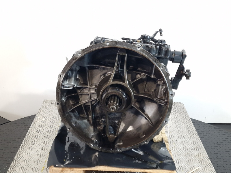 ZF Astronic Lite 6S800TO DAF Spec Gearbox - Gearbox: picture 2 ZF Astronic Lite 6S800TO DAF Spec Gearbox - Gearbox: picture 2
