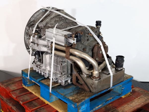 ZF Ecomat 2 6HP502C Gearbox - Gearbox: picture 4 ZF Ecomat 2 6HP502C Gearbox - Gearbox: picture 4