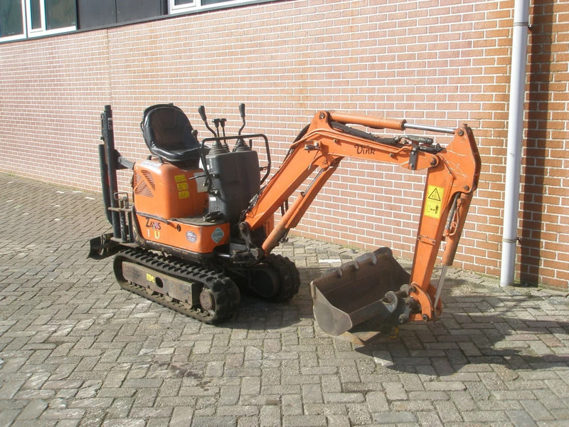 Hitachi ZX10U-2 - Mini excavator: picture 4 Hitachi ZX10U-2 - Mini excavator: picture 4