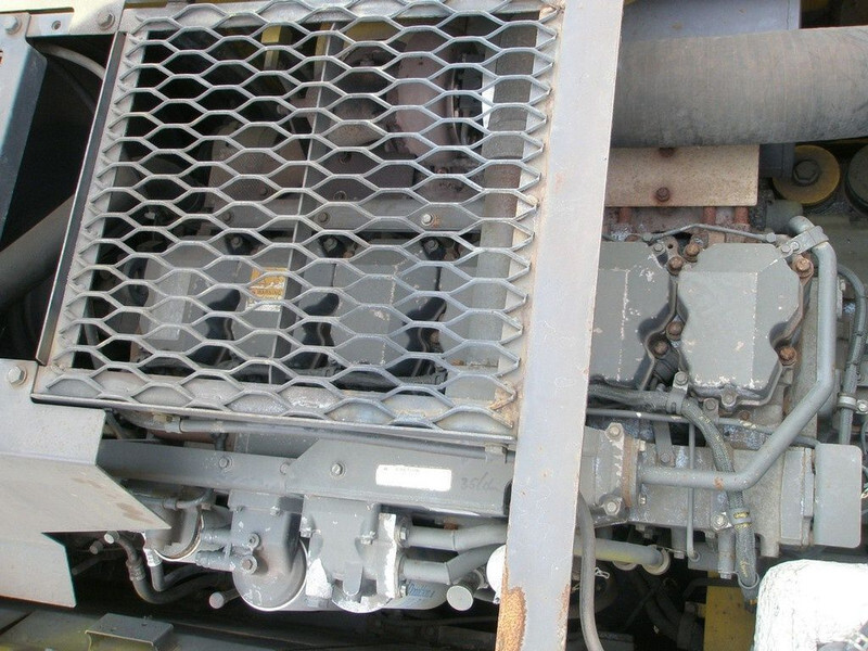 Crawler excavator Komatsu PC 600LC-7K: picture 8