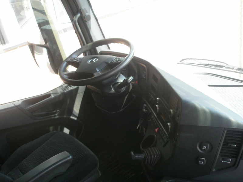 Mercedes-Benz Arocs 3351 3351 120 Ton - Tractor unit: picture 5 Mercedes-Benz Arocs 3351 3351 120 Ton - Tractor unit: picture 5
