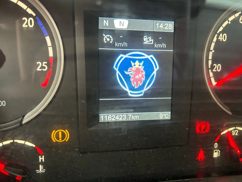 Tractor unit Scania R480: picture 7