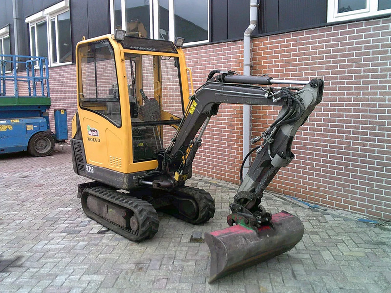 Volvo EC15B - Mini excavator: picture 4 Volvo EC15B - Mini excavator: picture 4