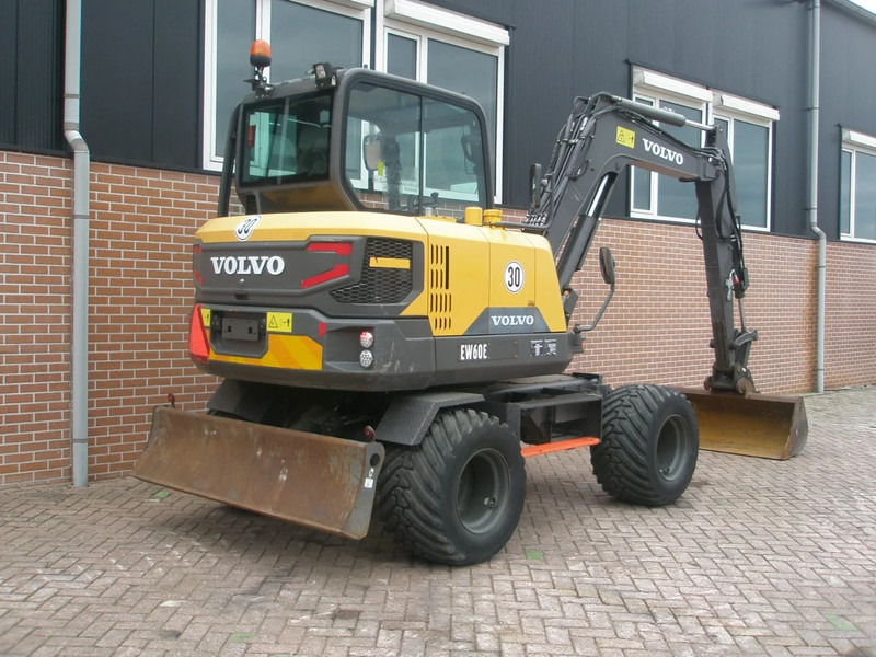 Volvo EW60E - Wheel excavator: picture 3 Volvo EW60E - Wheel excavator: picture 3
