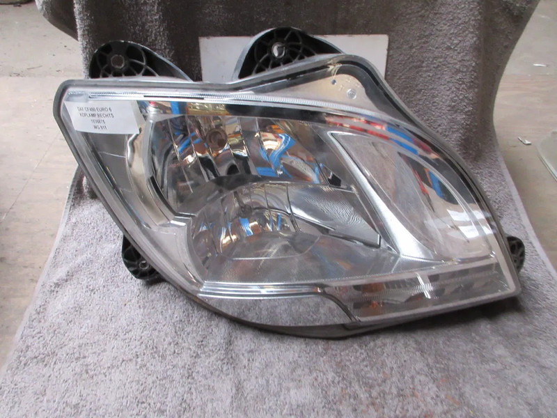 DAF 1835875 KOPLAMP XF CF EURO 6 RECHTS - Headlight for Truck: picture 5 DAF 1835875 KOPLAMP XF CF EURO 6 RECHTS - Headlight for Truck: picture 5