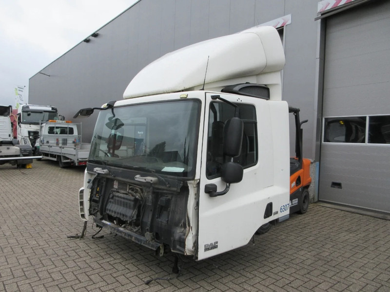 DAF DAF CF 75 DAGCABINE MODEL EURO 5 - Cab and interior for Truck: picture 5 DAF DAF CF 75 DAGCABINE MODEL EURO 5 - Cab and interior for Truck: picture 5