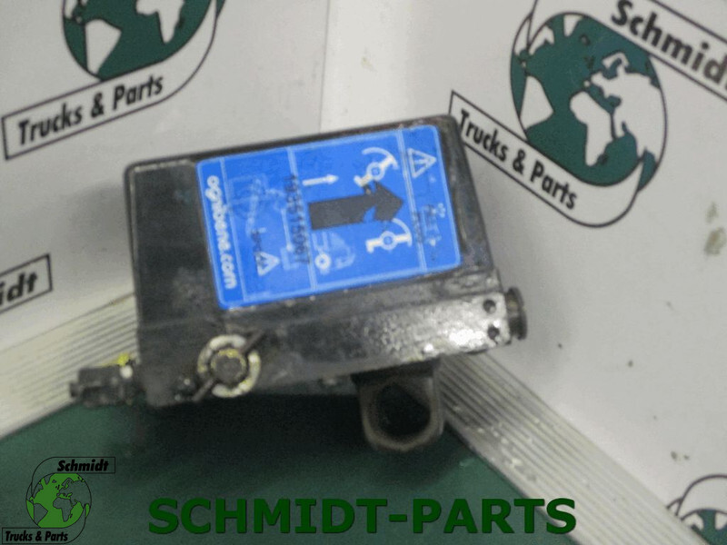 Iveco 504172822 Kantel Pomp - Hydraulics for Truck: picture 1 Iveco 504172822 Kantel Pomp - Hydraulics for Truck: picture 1