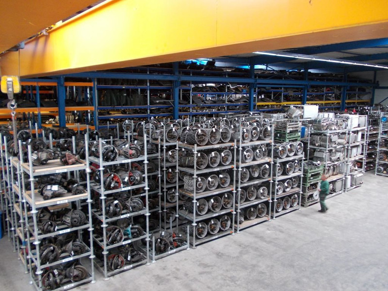 Gearbox for Truck Iveco 5801960669 TRANSMISSIE 12 AS 2330 TD EURO 6 100.000KM HI WAY: picture 11 Gearbox for Truck Iveco 5801960669 TRANSMISSIE 12 AS 2330 TD EURO 6 100.000KM HI WAY: picture 11