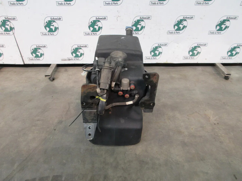 Fuel tank for Truck MAN 81.15400-6183 // 81.15402-5050 AD BLUE TANK MAN 18.470 EURO 6 // 80 LITER: picture 8