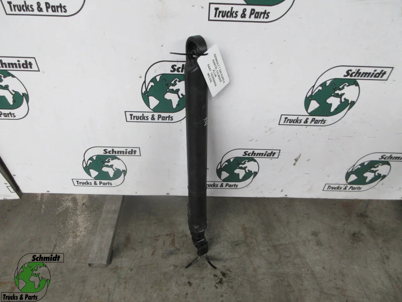 Renault 7422928436//7422928433 KANTEL CILINDER RENAULT T520 EURO 6 - Cab and interior for Truck: picture 1 Renault 7422928436//7422928433 KANTEL CILINDER RENAULT T520 EURO 6 - Cab and interior for Truck: picture 1