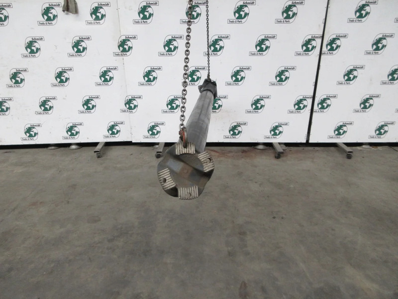 Volvo 1067765 VOLVO FH 460 EURO 6 - Drive shaft for Truck: picture 2 Volvo 1067765 VOLVO FH 460 EURO 6 - Drive shaft for Truck: picture 2