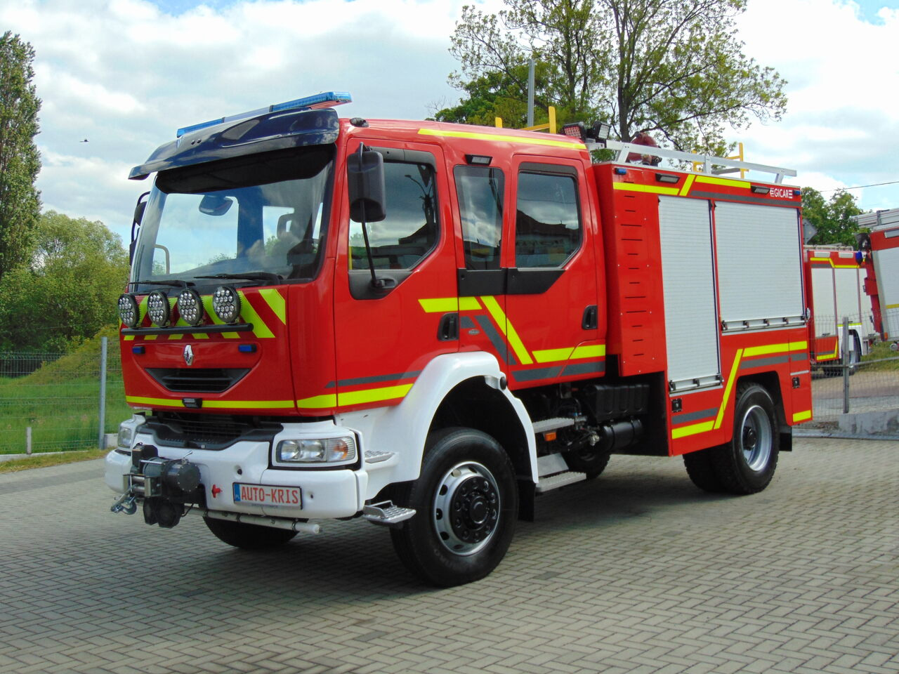 RENAULT Midlum 220dCi 4x4 GICAR - Fire truck: picture 1 RENAULT Midlum 220dCi 4x4 GICAR - Fire truck: picture 1