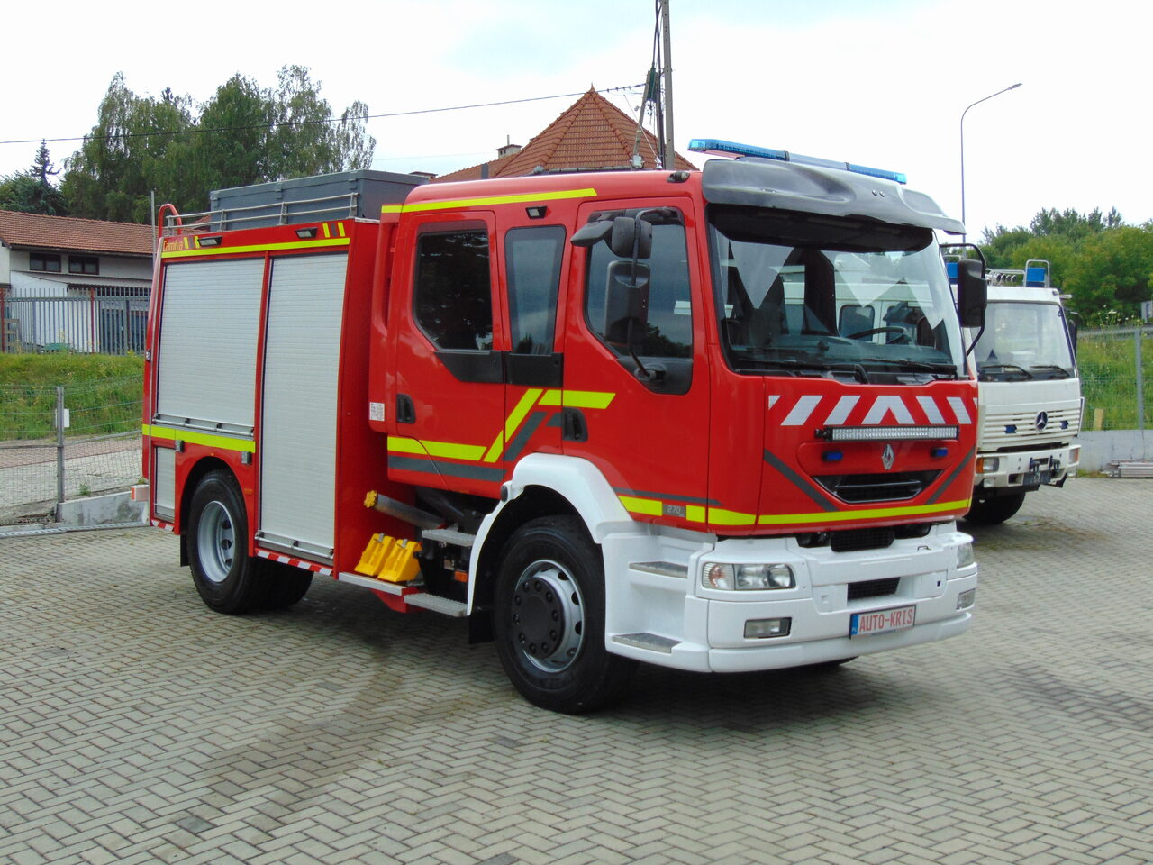 RENAULT Midlum 270dCi Camiva - Fire truck: picture 2 RENAULT Midlum 270dCi Camiva - Fire truck: picture 2