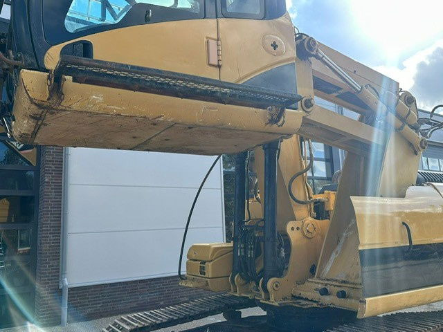 Crawler excavator Caterpillar 315DL Material Handler: picture 13