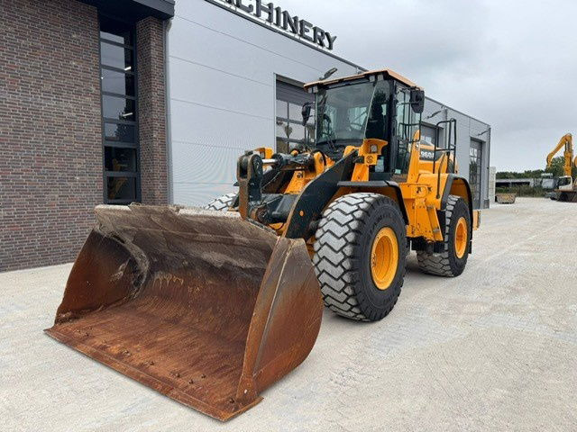 Hyundai HL960A - Wheel loader: picture 2 Hyundai HL960A - Wheel loader: picture 2