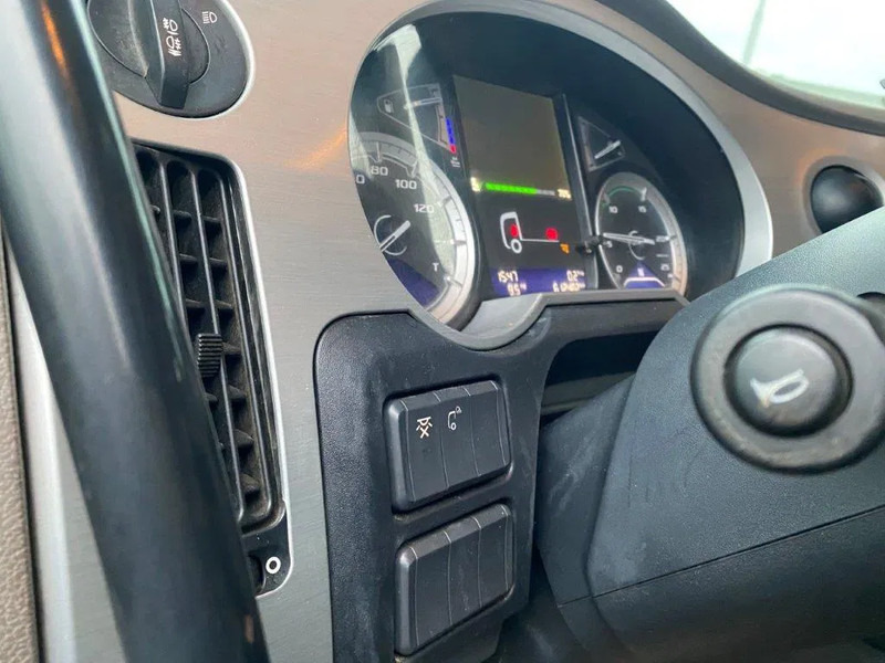 DAF XF106-530 8X2 / AJK HOOKLIFT 25000KG / 9 TON FRONT AXLE / NAVI / ONLY:612482 KM / SSC / AUTOMATIC / EURO-6 / 2019 leasing DAF XF106-530 8X2 / AJK HOOKLIFT 25000KG / 9 TON FRONT AXLE / NAVI / ONLY:612482 KM / SSC / AUTOMATIC / EURO-6 / 2019: picture 15 DAF XF106-530 8X2 / AJK HOOKLIFT 25000KG / 9 TON FRONT AXLE / NAVI / ONLY:612482 KM / SSC / AUTOMATIC / EURO-6 / 2019 leasing DAF XF106-530 8X2 / AJK HOOKLIFT 25000KG / 9 TON FRONT AXLE / NAVI / ONLY:612482 KM / SSC / AUTOMATIC / EURO-6 / 2019: picture 15