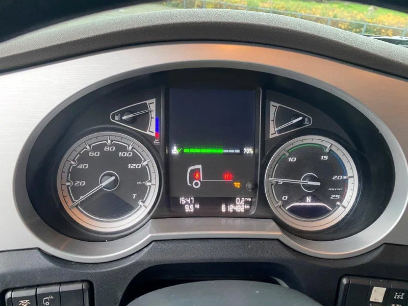 DAF XF106-530 8X2 / AJK HOOKLIFT 25000KG / 9 TON FRONT AXLE / NAVI / ONLY:612482 KM / SSC / AUTOMATIC / EURO-6 / 2019 leasing DAF XF106-530 8X2 / AJK HOOKLIFT 25000KG / 9 TON FRONT AXLE / NAVI / ONLY:612482 KM / SSC / AUTOMATIC / EURO-6 / 2019: picture 17 DAF XF106-530 8X2 / AJK HOOKLIFT 25000KG / 9 TON FRONT AXLE / NAVI / ONLY:612482 KM / SSC / AUTOMATIC / EURO-6 / 2019 leasing DAF XF106-530 8X2 / AJK HOOKLIFT 25000KG / 9 TON FRONT AXLE / NAVI / ONLY:612482 KM / SSC / AUTOMATIC / EURO-6 / 2019: picture 17