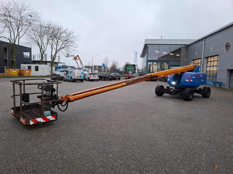 Grove MZ46CXT / MANLIFT / 8208 HOURS / 10.5M / 4X4 / 31HP ENGINE / EURO-2 / 1998 - Telescopic boom: picture 3 Grove MZ46CXT / MANLIFT / 8208 HOURS / 10.5M / 4X4 / 31HP ENGINE / EURO-2 / 1998 - Telescopic boom: picture 3
