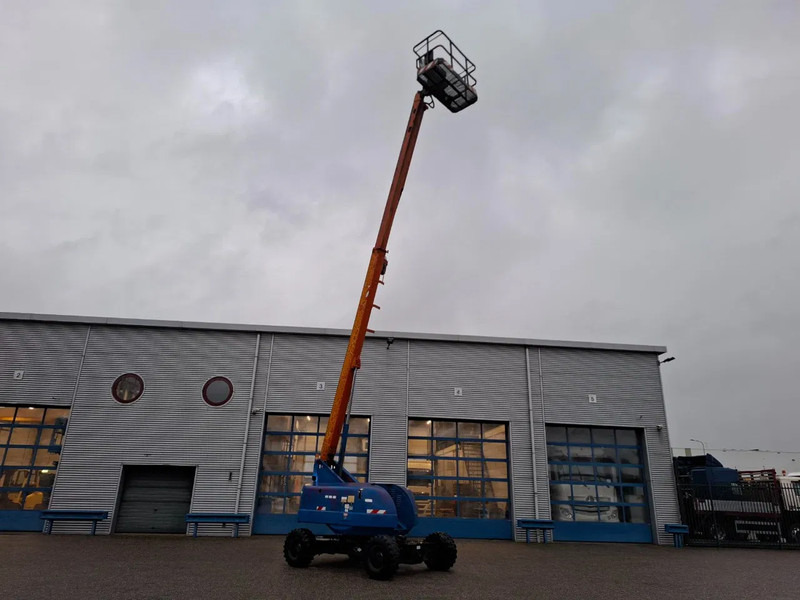 Grove MZ46CXT / MANLIFT / 8208 HOURS / 10.5M / 4X4 / 31HP ENGINE / EURO-2 / 1998 - Telescopic boom: picture 4 Grove MZ46CXT / MANLIFT / 8208 HOURS / 10.5M / 4X4 / 31HP ENGINE / EURO-2 / 1998 - Telescopic boom: picture 4