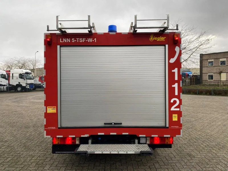 Mercedes-Benz VARIO 612D / GERMAN TRUCK / CREWCAB / WATERTANK / ONLY:34231 KM / DOUBLE AIR REAR / TOP CONDITION / MARGE / MANUAL / EURO-3 / 19 - Fire truck: picture 4 Mercedes-Benz VARIO 612D / GERMAN TRUCK / CREWCAB / WATERTANK / ONLY:34231 KM / DOUBLE AIR REAR / TOP CONDITION / MARGE / MANUAL / EURO-3 / 19 - Fire truck: picture 4