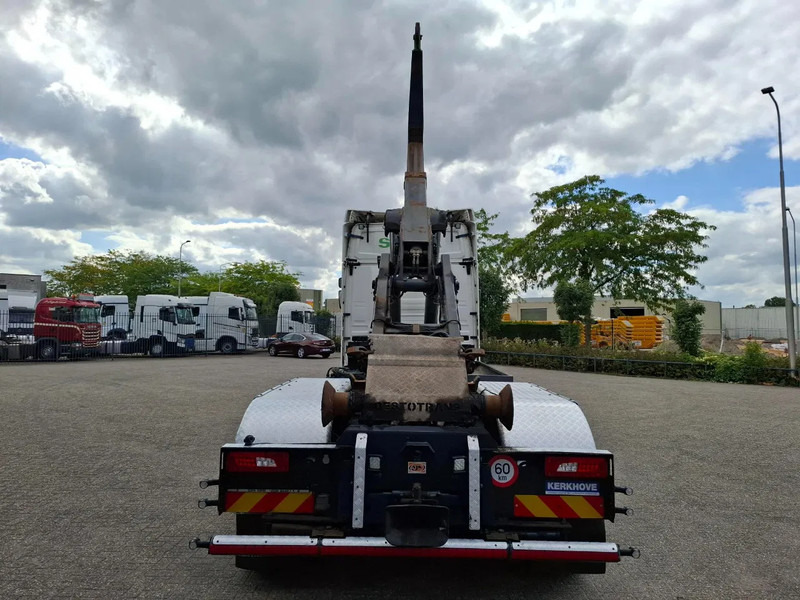 Scania NGS R500 / RETARDER / AJK HOOK 22 TON / LIFT+LENKACHSE / TUV:17-06-2026 / NAVI / LWDS / ALCOA / LEATHER / AUTOMATIC / EURO-6 / 2 - Hook lift truck: picture 4 Scania NGS R500 / RETARDER / AJK HOOK 22 TON / LIFT+LENKACHSE / TUV:17-06-2026 / NAVI / LWDS / ALCOA / LEATHER / AUTOMATIC / EURO-6 / 2 - Hook lift truck: picture 4