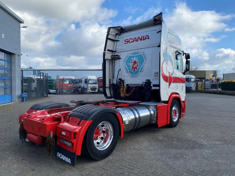 Scania NGS R410 / RETARDER / PARKCOOL / NL TRUCK / LNG / LEATHER / ALCOA / AUTOMATIC / EURO-6 / 2021 - Tractor unit: picture 5 Scania NGS R410 / RETARDER / PARKCOOL / NL TRUCK / LNG / LEATHER / ALCOA / AUTOMATIC / EURO-6 / 2021 - Tractor unit: picture 5