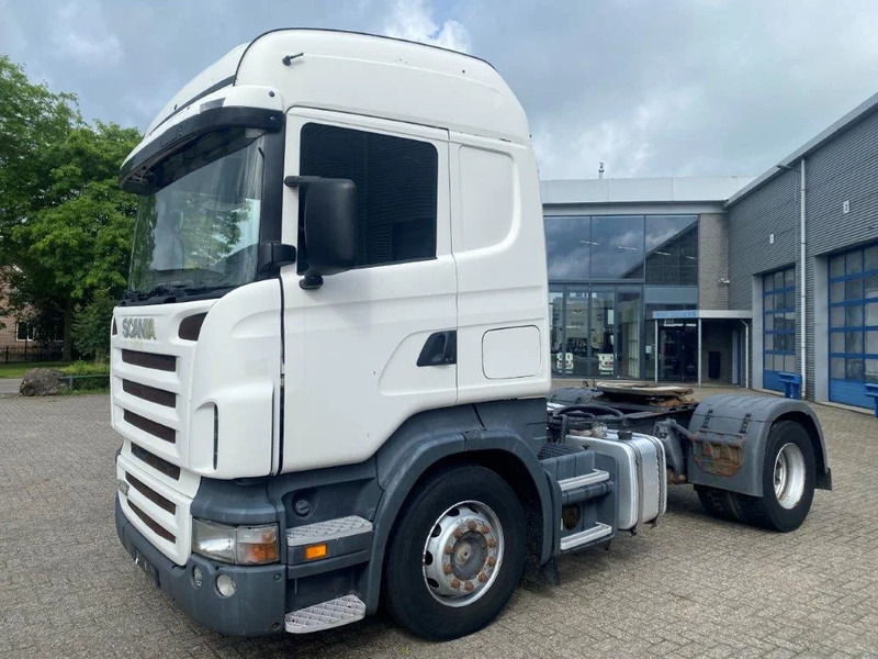Scania R420 / RETARDER / HYDRAULICS / NO ADBLUE / MANUAL / EURO-3 / 2005 - Tractor unit: picture 1 Scania R420 / RETARDER / HYDRAULICS / NO ADBLUE / MANUAL / EURO-3 / 2005 - Tractor unit: picture 1