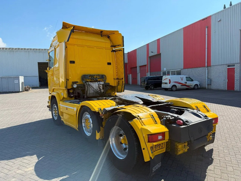 Scania R520 V8 / ENGINE RUNNING / RETARDER / HYDRAULICS / NL TRUCK / LIFT+LENKACHSE / ONLY:717000 KM / EURO-6 /2015 - Tractor unit: picture 3 Scania R520 V8 / ENGINE RUNNING / RETARDER / HYDRAULICS / NL TRUCK / LIFT+LENKACHSE / ONLY:717000 KM / EURO-6 /2015 - Tractor unit: picture 3