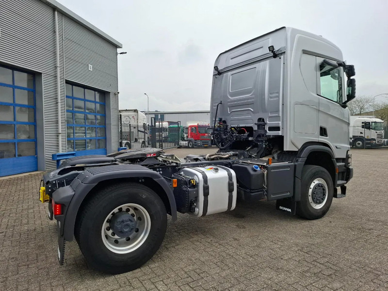 Scania Super 500R / XT / 4X4 / RETARDER / HYDRAULICS / 32598 KM !! / BIG AXLE / OVERDRIVE / GERMAN TRUCK / ALCOA / LEATHER / TOP CONDIT - Tractor unit: picture 5 Scania Super 500R / XT / 4X4 / RETARDER / HYDRAULICS / 32598 KM !! / BIG AXLE / OVERDRIVE / GERMAN TRUCK / ALCOA / LEATHER / TOP CONDIT - Tractor unit: picture 5