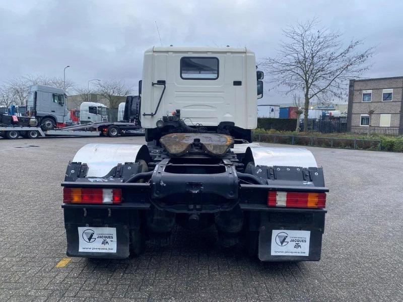 Scania T114-340 / ONLY:207529 KM / GOOD CONDITION / OLD TACHO / MANUAL / EURO-2 / 1998 - Tractor unit: picture 4 Scania T114-340 / ONLY:207529 KM / GOOD CONDITION / OLD TACHO / MANUAL / EURO-2 / 1998 - Tractor unit: picture 4