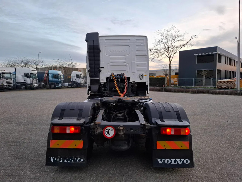 Volvo FH4-420 / ADR / VEB+ / ALCOA / AIRCO / AUTOMATIC / EURO-5 / 2014 - Tractor unit: picture 4 Volvo FH4-420 / ADR / VEB+ / ALCOA / AIRCO / AUTOMATIC / EURO-5 / 2014 - Tractor unit: picture 4