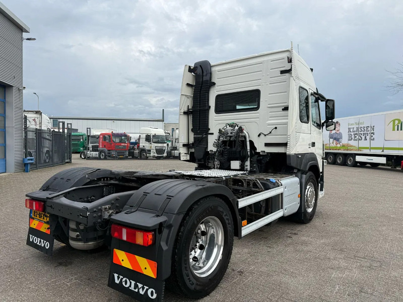 Volvo FM11-410 / VEB / DYNAMIC STEERING / PTO / NL TRUCK / TUV:06-05-2025 / LWDS / ALCOA / AUTOMATIC / EURO-6 / 2015 - Tractor unit: picture 5 Volvo FM11-410 / VEB / DYNAMIC STEERING / PTO / NL TRUCK / TUV:06-05-2025 / LWDS / ALCOA / AUTOMATIC / EURO-6 / 2015 - Tractor unit: picture 5