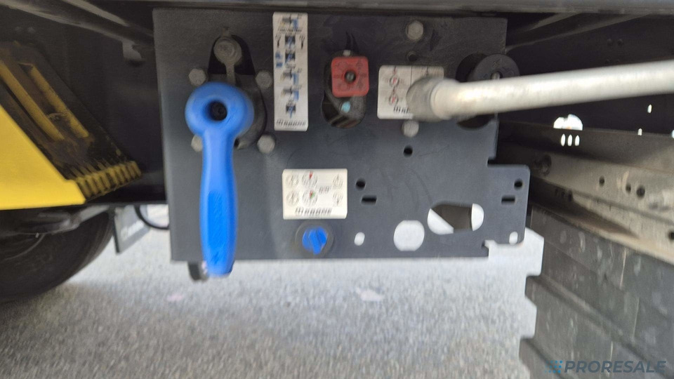 Curtainsider semi-trailer KRONE SD PROFI LINER + paletový koš 32 palet + 2 x zvedací náprava: picture 6