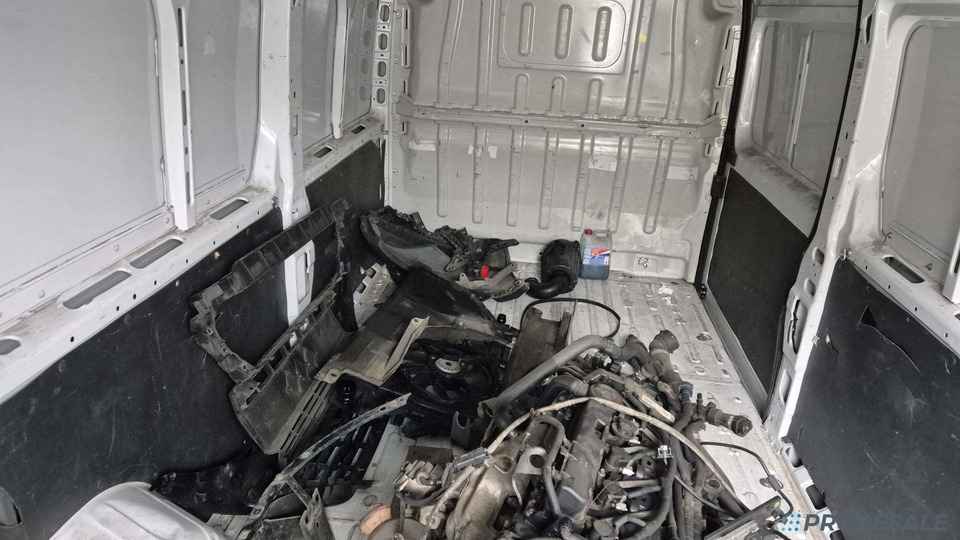 OPEL MOVANO 2,2 CDTi 121 kW - nepojízdný - demontovaný motor s převodovkou - Refrigerated delivery van: picture 5 OPEL MOVANO 2,2 CDTi 121 kW - nepojízdný - demontovaný motor s převodovkou - Refrigerated delivery van: picture 5